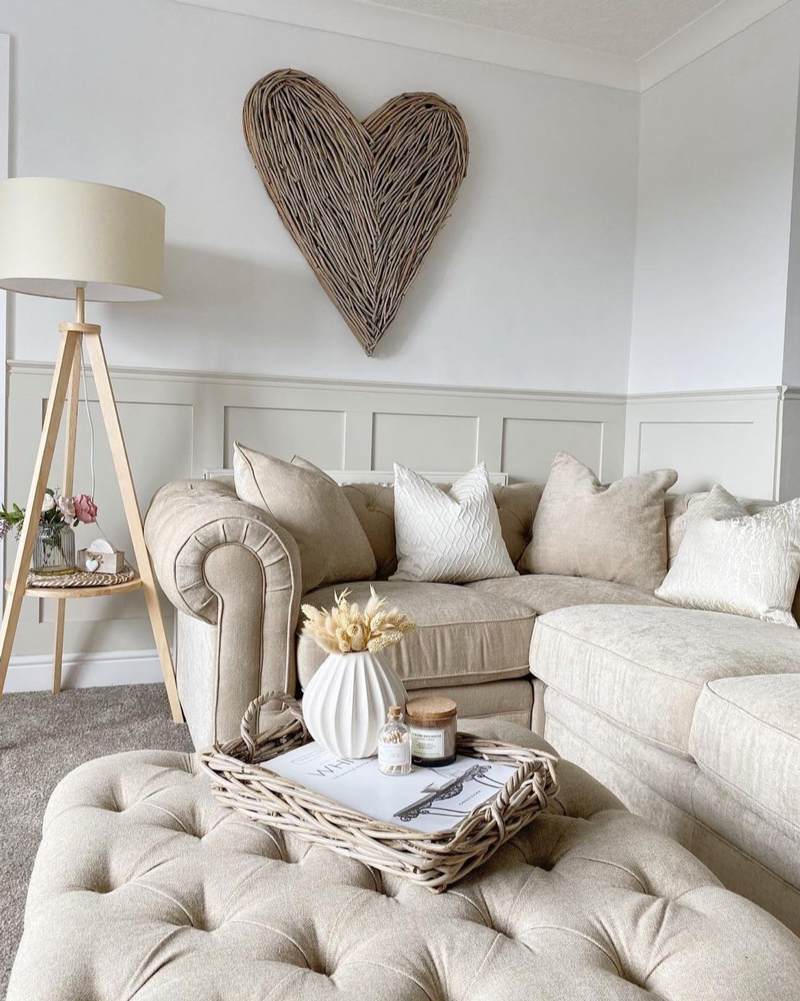 Love sofa panelling