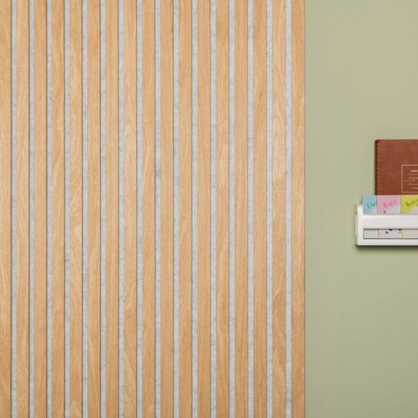 Classic oak slat wall panels (17mm thick) Grey back
